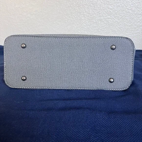 Crossbody Canvas Women's Handbag - Picture 4 of 12